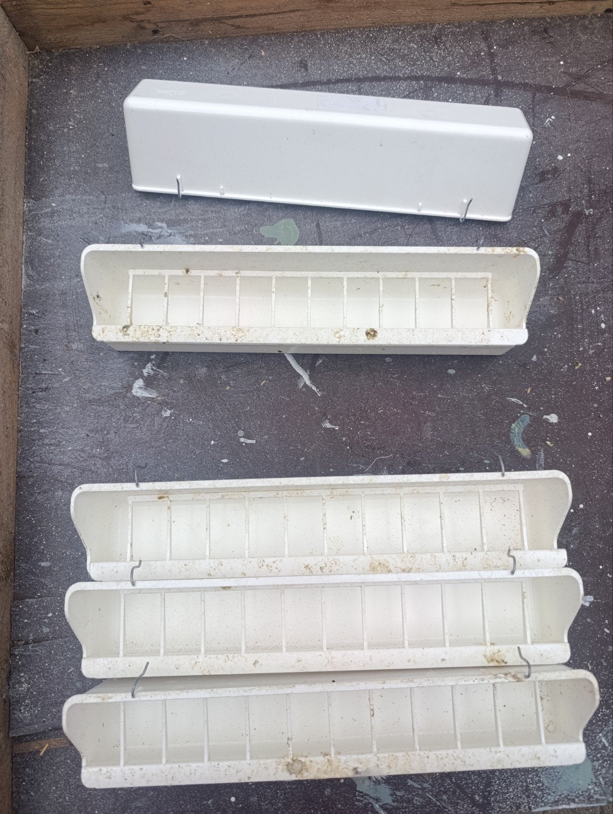 30cm voerbak, Ophalen, Zo goed als nieuw, Kooi-accessoires
