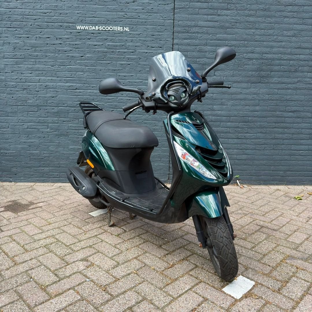 PIAGGIO ZIP (bj 2020), Fietsen en Brommers, Scooters | Piaggio, PIAGGIO, Onbekend, Onbekend