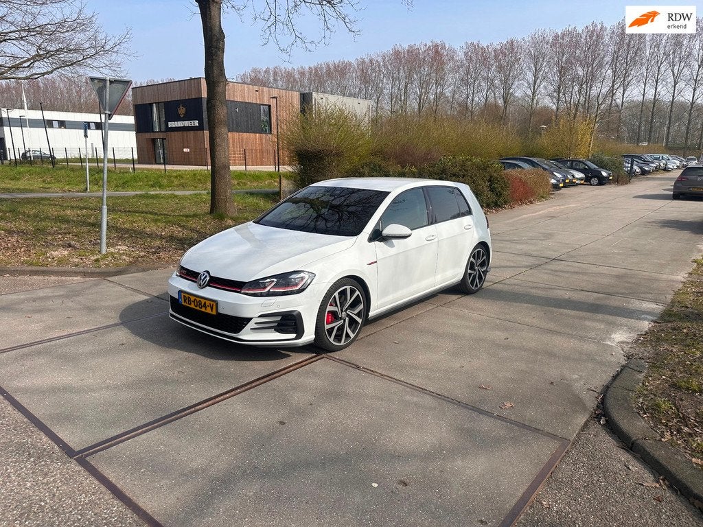 Volkswagen Golf 2.0 TSI GTI Performance Business VIRTUAL.CAM, Gebruikt, Euro 6, 4 cilinders, 1984 cc