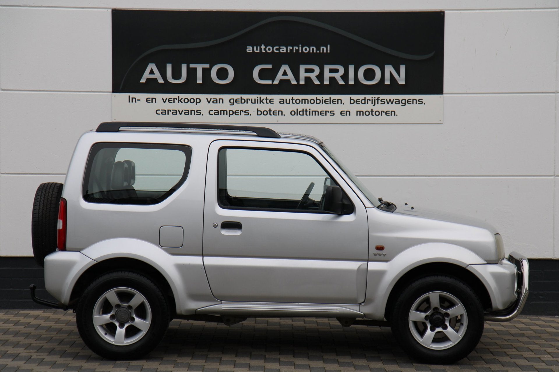 Suzuki Jimny 1.3 JLX 4WD Airco Trekhaak Carplay NAP !, 86 pk, Zwart, 4 stoelen, Bedrijf