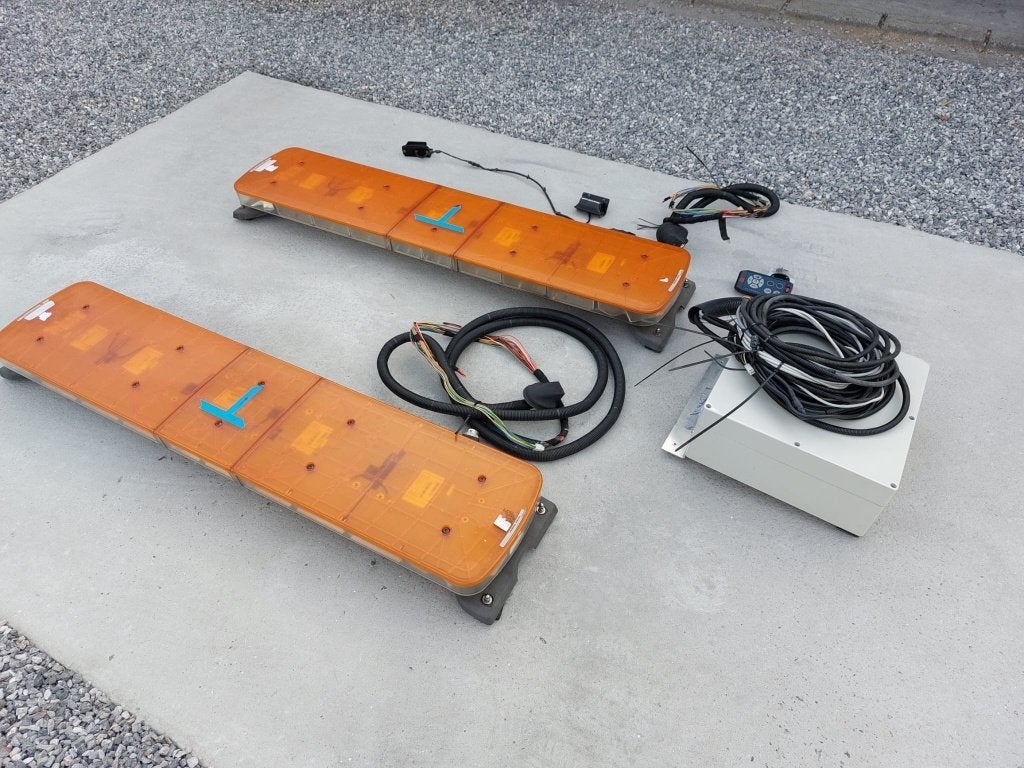Signalisatieverlichting 2x lichtbalk + flitsers, Auto-onderdelen, Verlichting, Ophalen, Gebruikt, Overige automerken