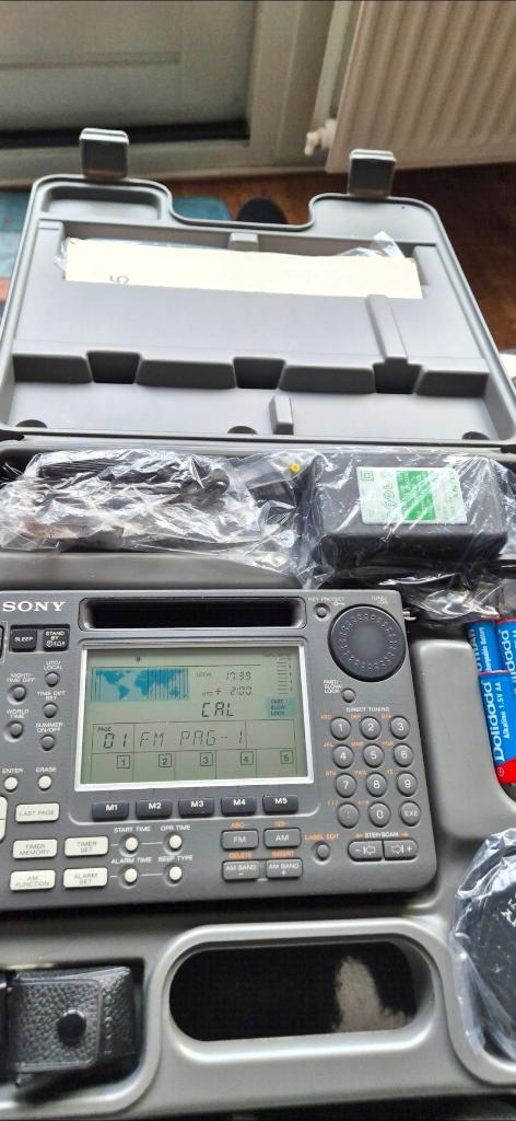 Wereldontvanger Sony ICF-SW55, Ophalen of Verzenden, Zo goed als nieuw, Wereldontvanger