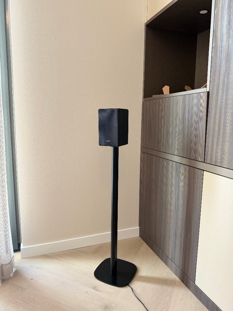Samsung SWA-9500S Rear Speakers met Stalen Voet
