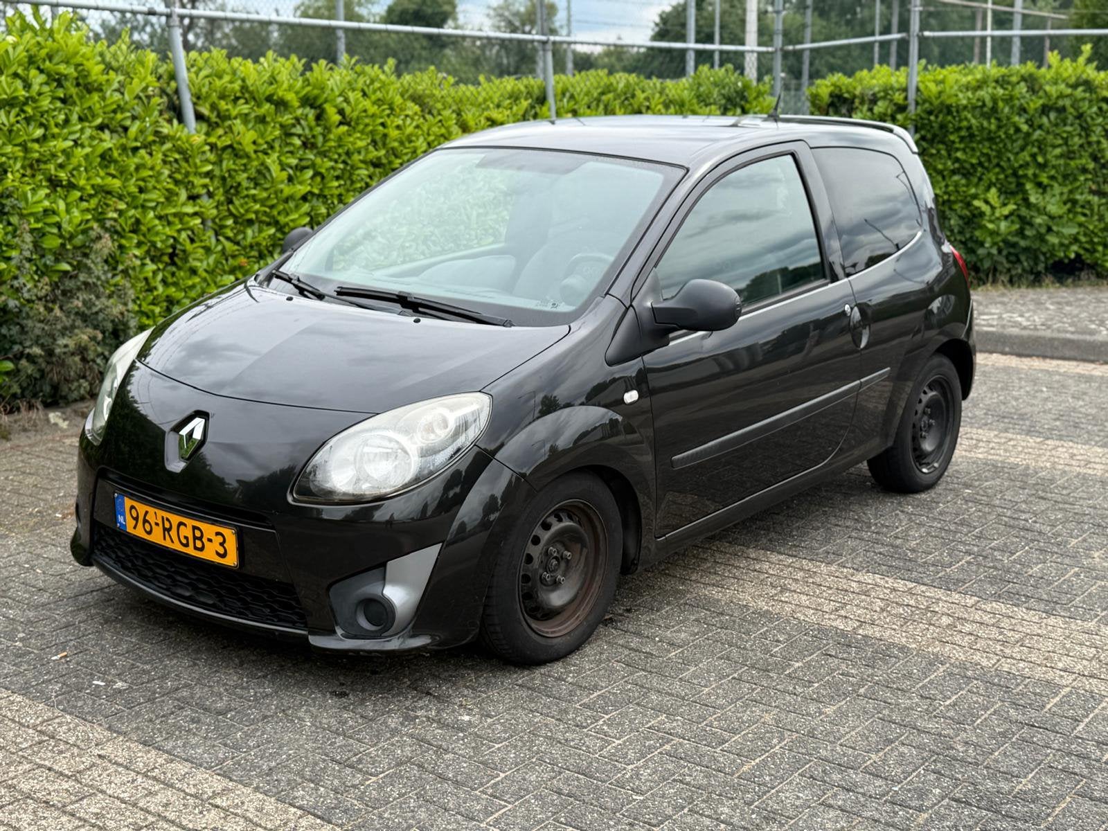 Renault Twingo 1.2 16V 2011 Zwart LAGE KILOMETERSTAND, Auto's, Renault, 839 kg, Twingo, 74 pk, 4 cilinders