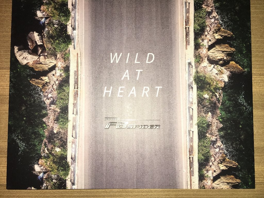 Ferrari F8 Spider portfolio brochure folder 2018 Engels, Ophalen of Verzenden, Nieuw, Ferrari