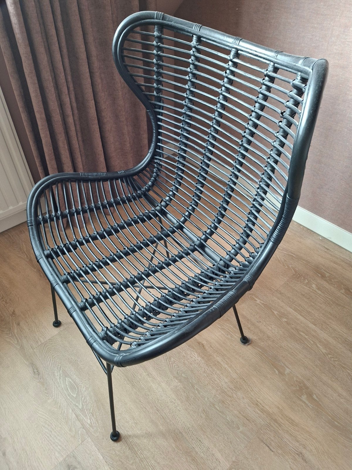 Zwarte rotan stoel - Egg Chair stijl, Huis en Inrichting, Ophalen, Gebruikt, Egg Chair stijl, Modern, Bohemian, Zwart
