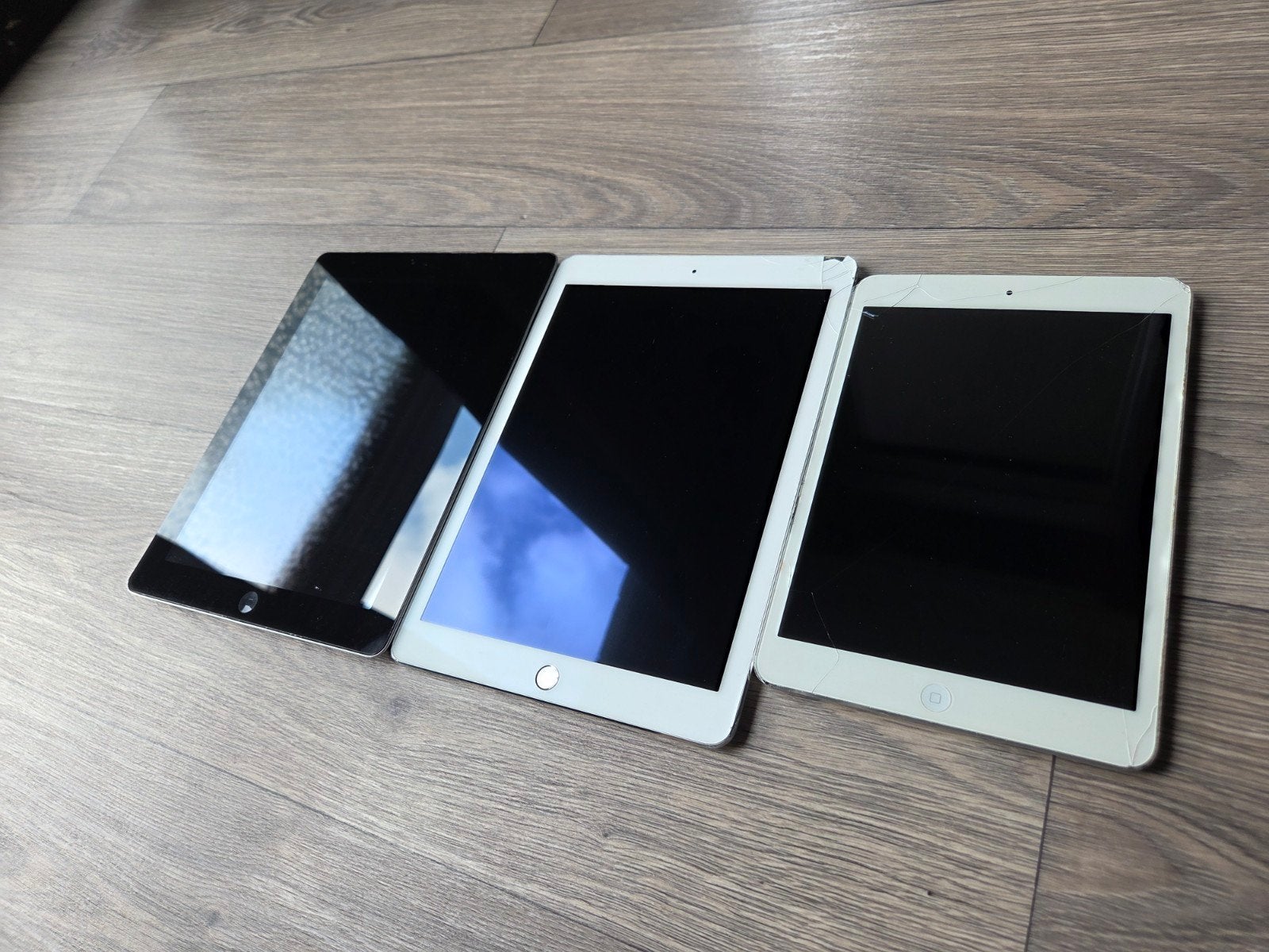 Foto 5 van Apple iPad Mini 1 - iPad Air 2 - iPad 2