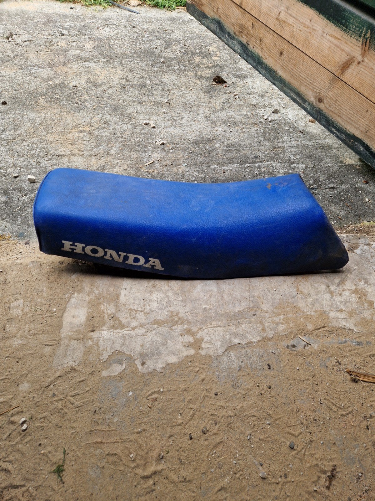 Honda mt buddy zitting, Ophalen of Verzenden, Zadel