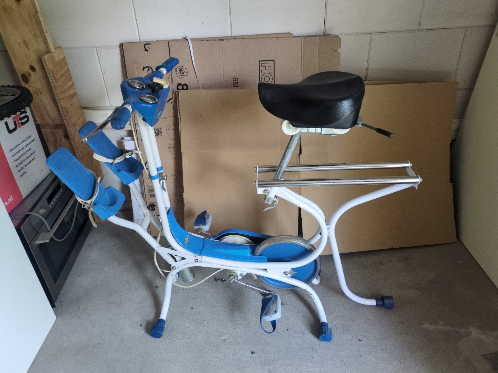 Vintage Hometrainer - Blauw/Wit - fietsen en roeien, Ophalen, Zo goed als nieuw, Hometrainer