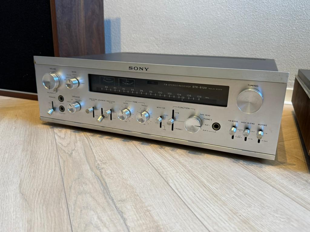 Sony STR-6120 versterker receiver vintage, Ophalen, Zo goed als nieuw, Sony