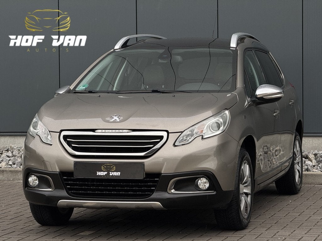Peugeot 2008 1.2 PureTech Allure/PANO/NAVI/110PK/PDC/CRUISE/, Gebruikt, Euro 6, 1270 kg, Leder en Stof