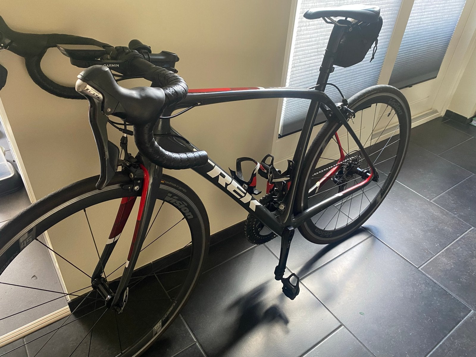 Trek Domane SL 5 racefiets - Carbon - Shimano 105 - Framemaa, Fietsen en Brommers, Fietsen | Racefietsen, 28 inch, Gebruikt, Carbon