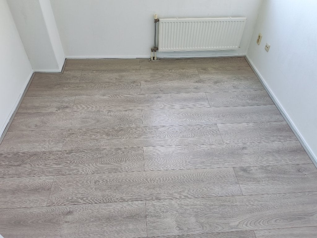 Kliklaminaat 40-45 m2, Ophalen, Gebruikt, 50 tot 150 cm, 10 m² of meer