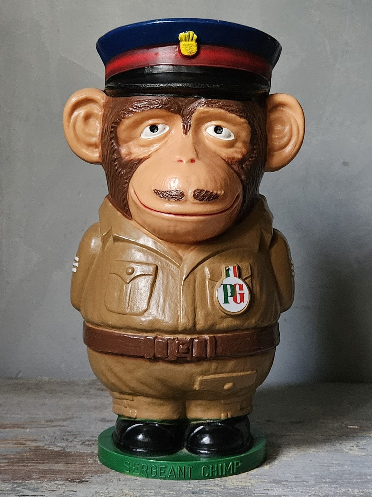 Vintage spaarpot PG tip chimp sergeant, Gebruikt, ., Ophalen of Verzenden, .