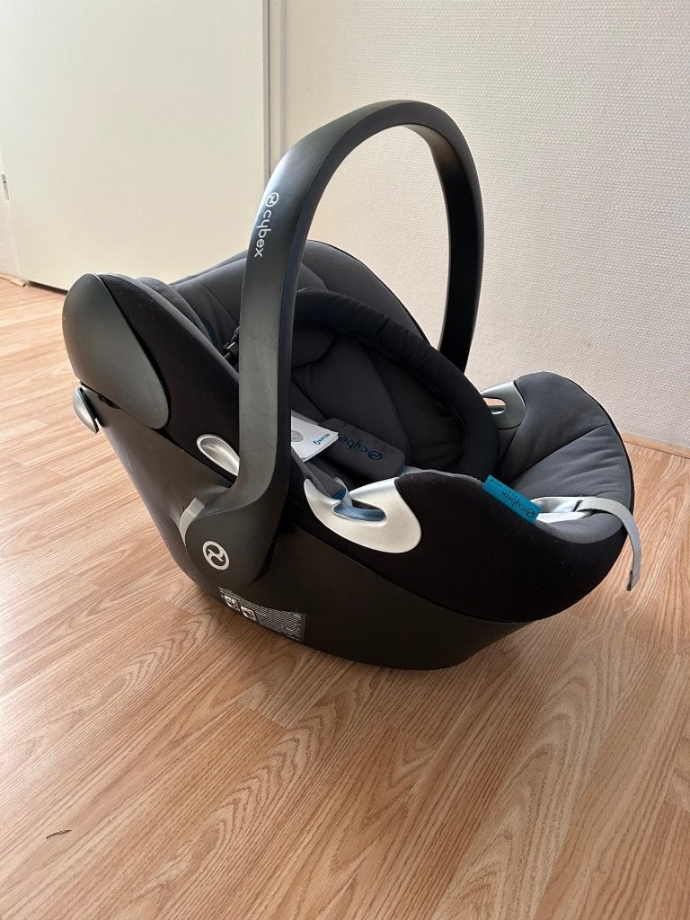 Cybex Platinum Aton Q, Overige merken, Ophalen of Verzenden, 0 t/m 13 kg, Slaapstand