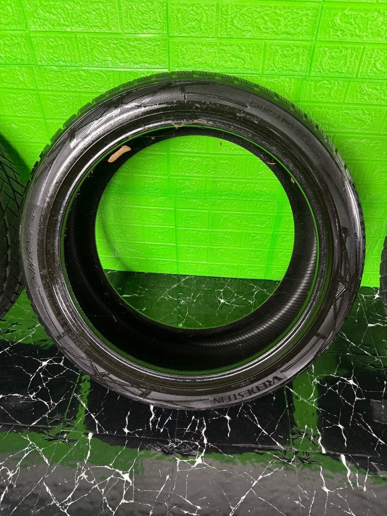 4x Vredestein Wintrac Pro winterbanden 285/40R22, Auto-onderdelen, Banden en Velgen, Niet ingevuld, Gebruikt, 285 mm, Niet ingevuld