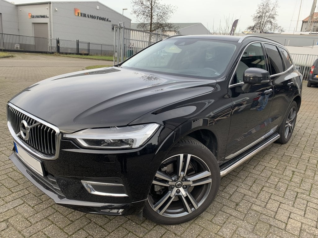 Volvo XC60 Sidebars met rvs trede, Niet ingevuld, Niet ingevuld, Niet ingevuld