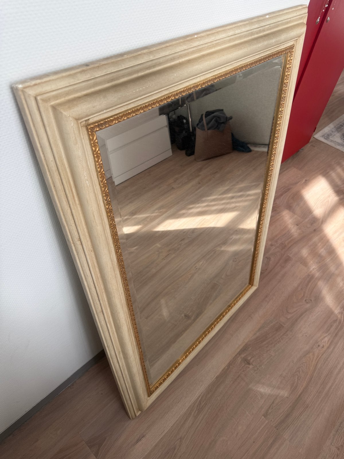 Spiegel 110 x 80 cm met crèmekleurige lijst + goud, Huis en Inrichting, Ophalen, Gebruikt, 100 tot 150 cm, 75 tot 100 cm