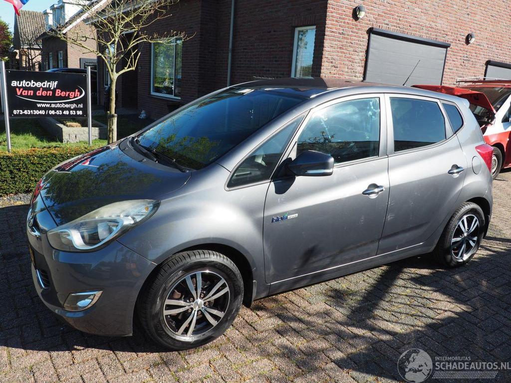 Hyundai ix20 1.4i I-Motion (bj 2011), Auto diversen, Schadeauto's, Hyundai, Handgeschakeld, Benzine, MPV, Zilver of Grijs