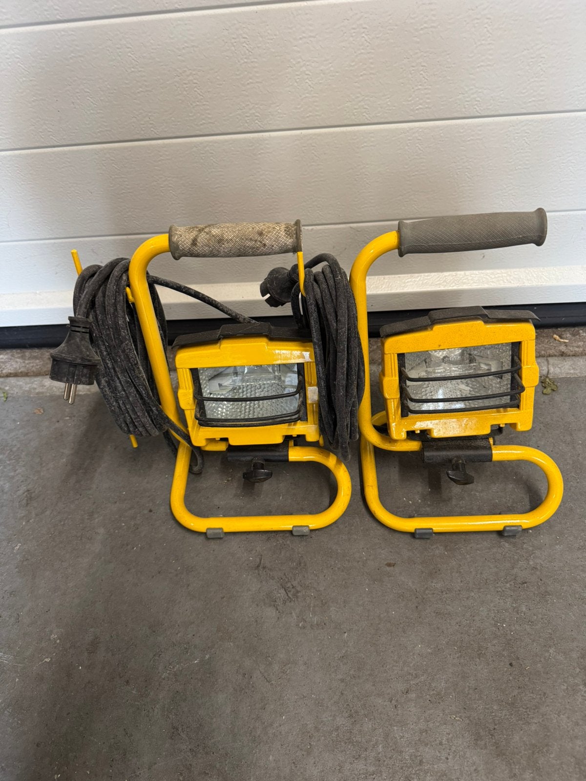 Bouwlampen (2), Doe-het-zelf en Verbouw, Bouwverlichting, Ophalen, Zo goed als nieuw, Minder dan 50 watt, Overige typen