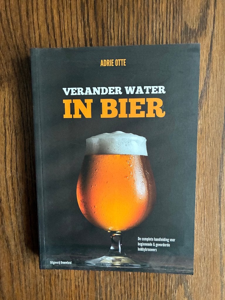 3 boeken over Bier, Ophalen of Verzenden, Gelezen, Overige onderwerpen