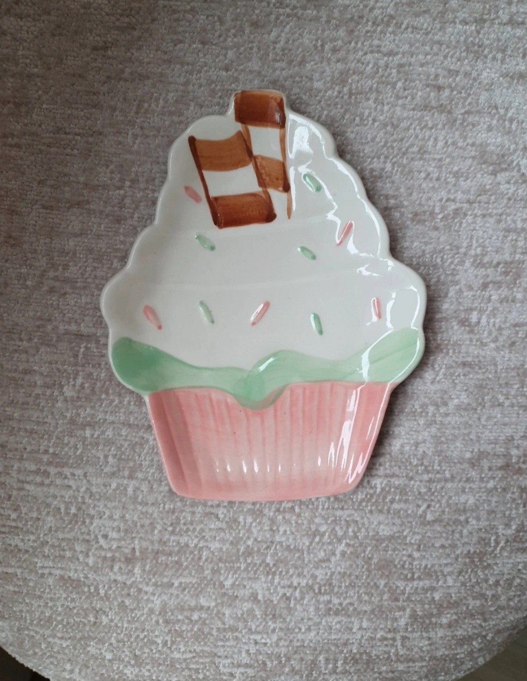 Leuk cupcake schaaltje - 18 x 13,5 cm, Overige typen, Nieuw, Ophalen of Verzenden, Steen/keramiek