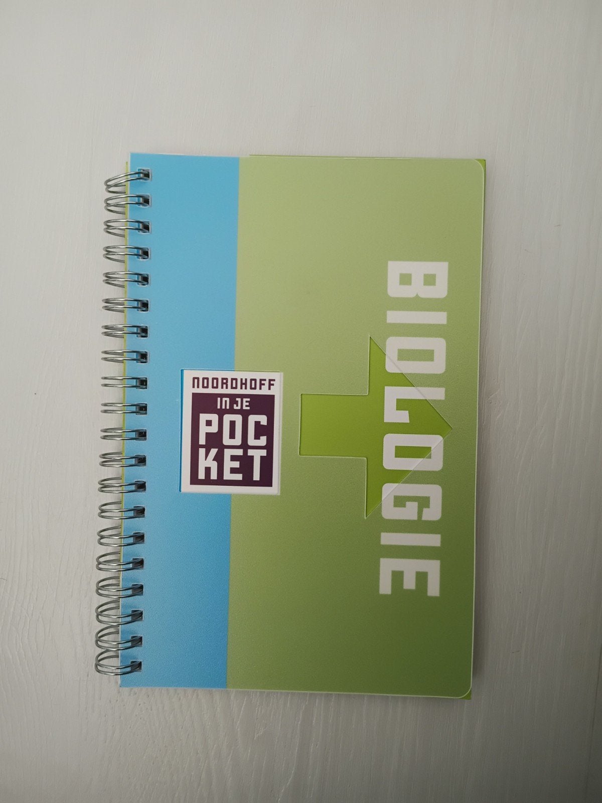 Noordhoff In Je Pocket Biologie - Compacte Samenvatting, Ophalen of Verzenden, Zo goed als nieuw, Noordhoff Uitgevers, Beta