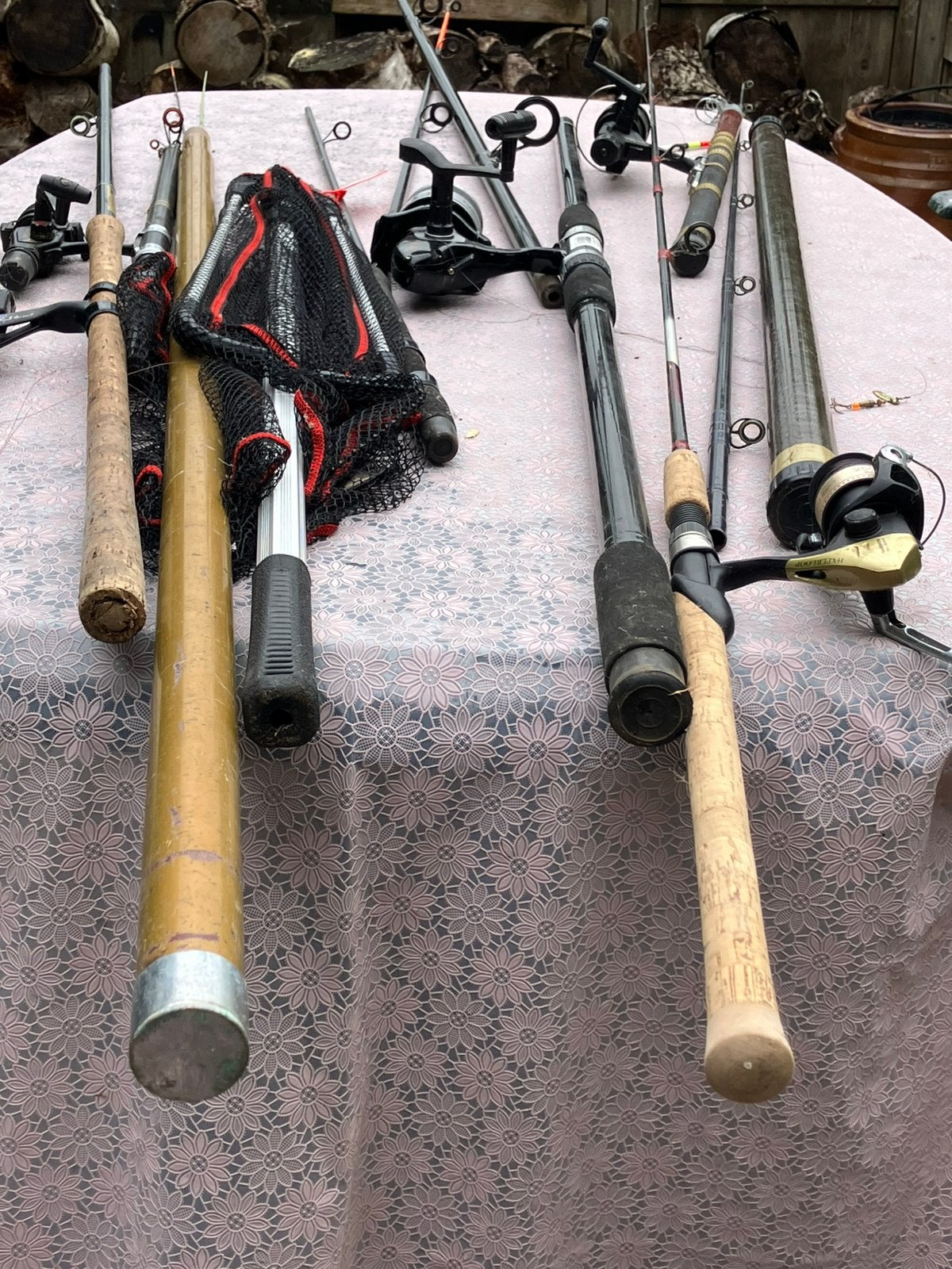 Verzameling oude vishengels en toebehoren, Ophalen, Gebruikt, Complete set
