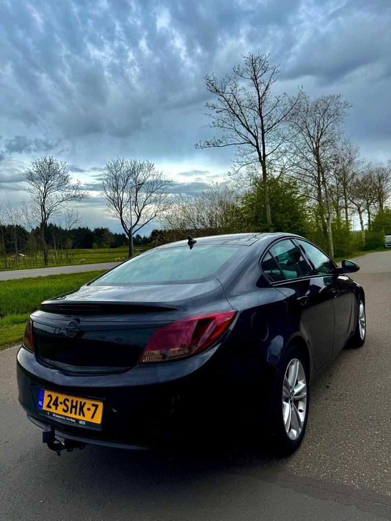 Opel Insignia 1.4 Turbo 103KW 4-DRS 2011 Zwart, Auto's, Voorwielaandrijving, 730 kg, 1250 kg, 4 cilinders