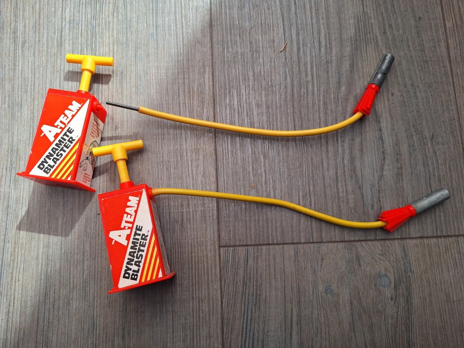 2 Vintage Galoob A-Team Dynamite Blaster plunjers uit 1983, Ophalen of Verzenden, Gebruikt