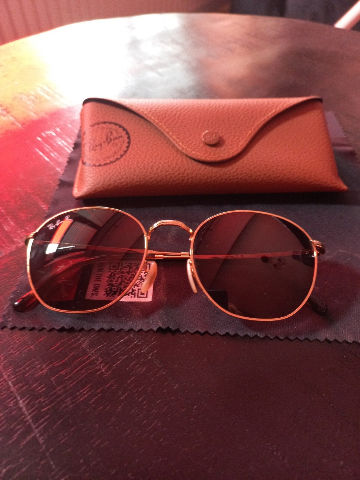 Ray-Ban Zonnebril met Bruine Glazen en Goud Montuur, Zonnebril, Bruin, Ophalen of Verzenden, Zo goed als nieuw