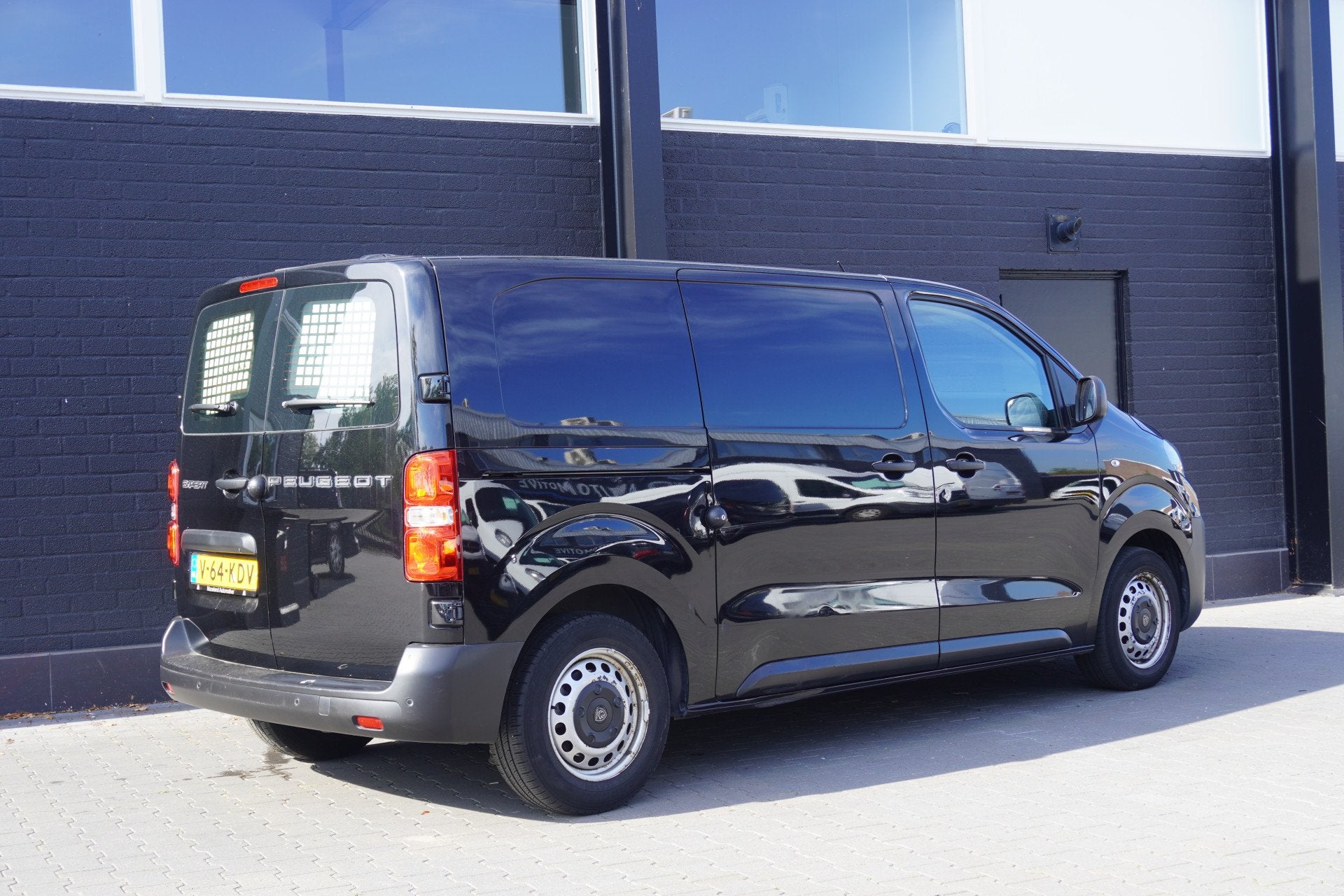 Peugeot Expert 2.0 BlueHDi 145PK L2 Automaat EURO 6 - Airco, 145 pk, Stof, Gebruikt, 4 cilinders