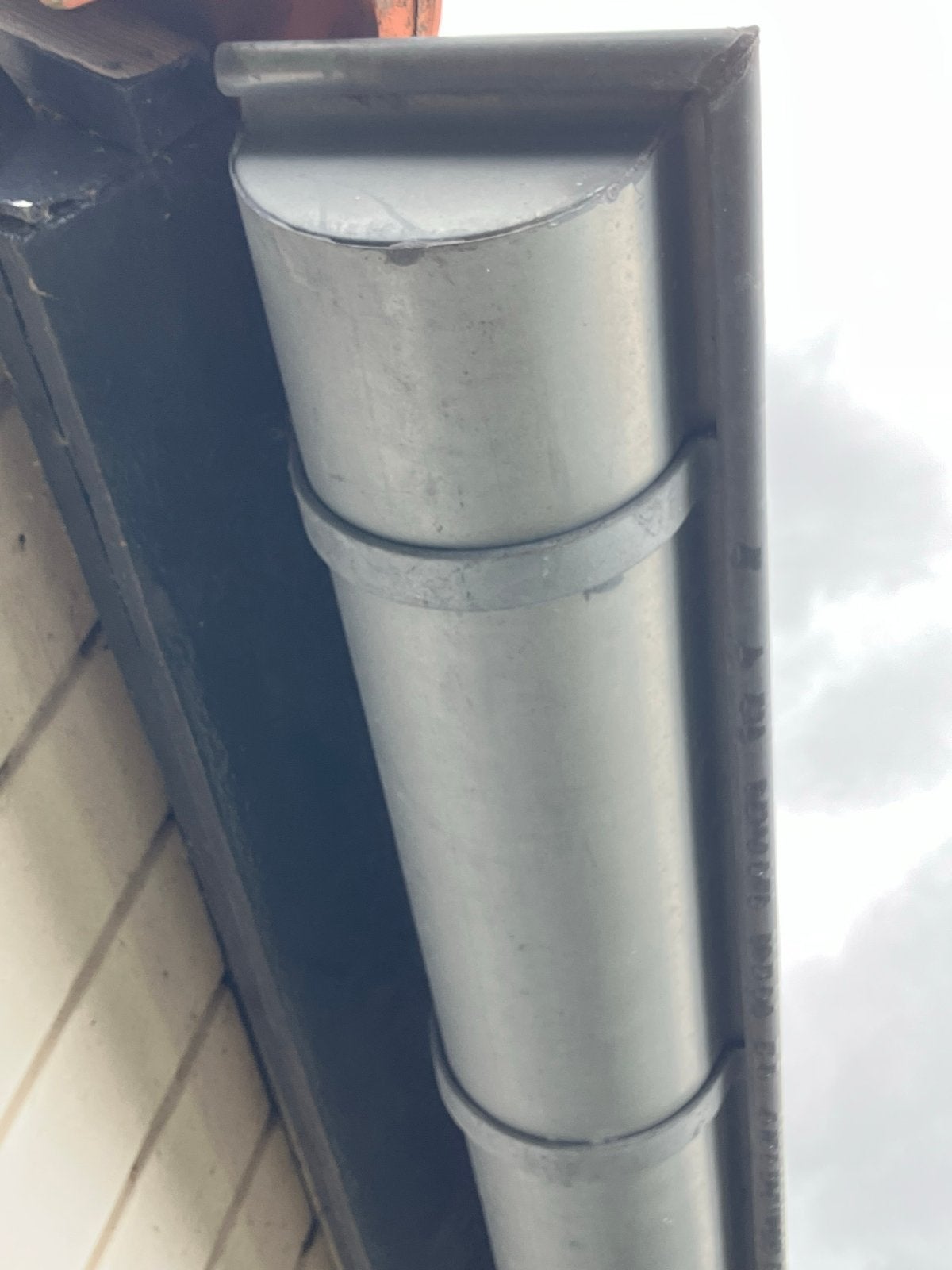 Zeer nette dakgoot zonder lekkage - Doe een serieus bod, Doe-het-zelf en Verbouw, Buizen en Afvoer, Ophalen, 6 meter of meer, 20 tot 40 mm