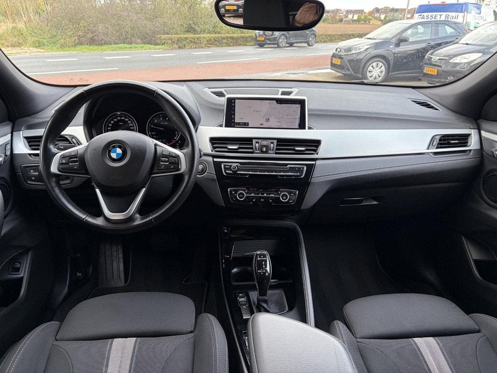 BMW X2 sDrive18i High Executive NAVI | KLIMA | BOVAG !, Auto's, BMW, 12 maanden, X2, Gebruikt, Euro 6