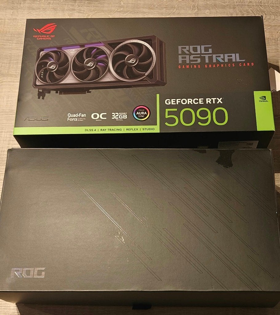 GPU - Astral ROG rtx 5090 OC, Computers en Software, Ophalen of Verzenden, Zo goed als nieuw, GDDR6, PCI-Express 5