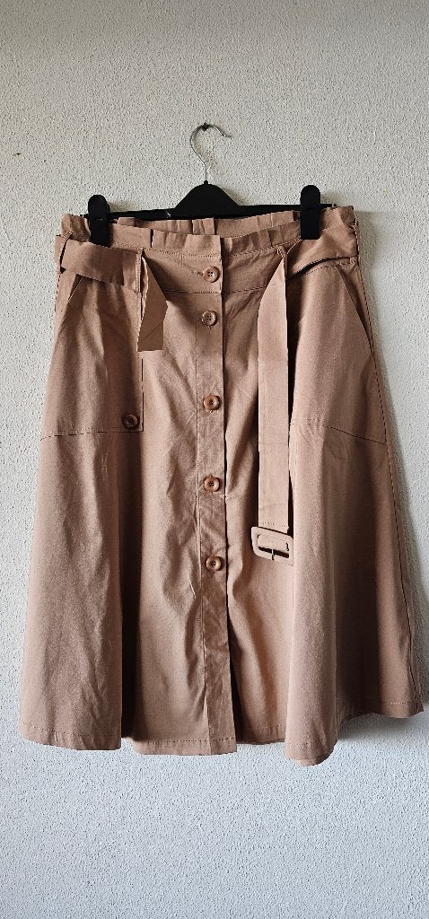 Steffen Schraut rok met knopen en ceintuur - Maat 42 (6324), Kleding | Dames, STEFFEN SCHRAUT, Beige, Maat 42/44 (L), Ophalen of Verzenden