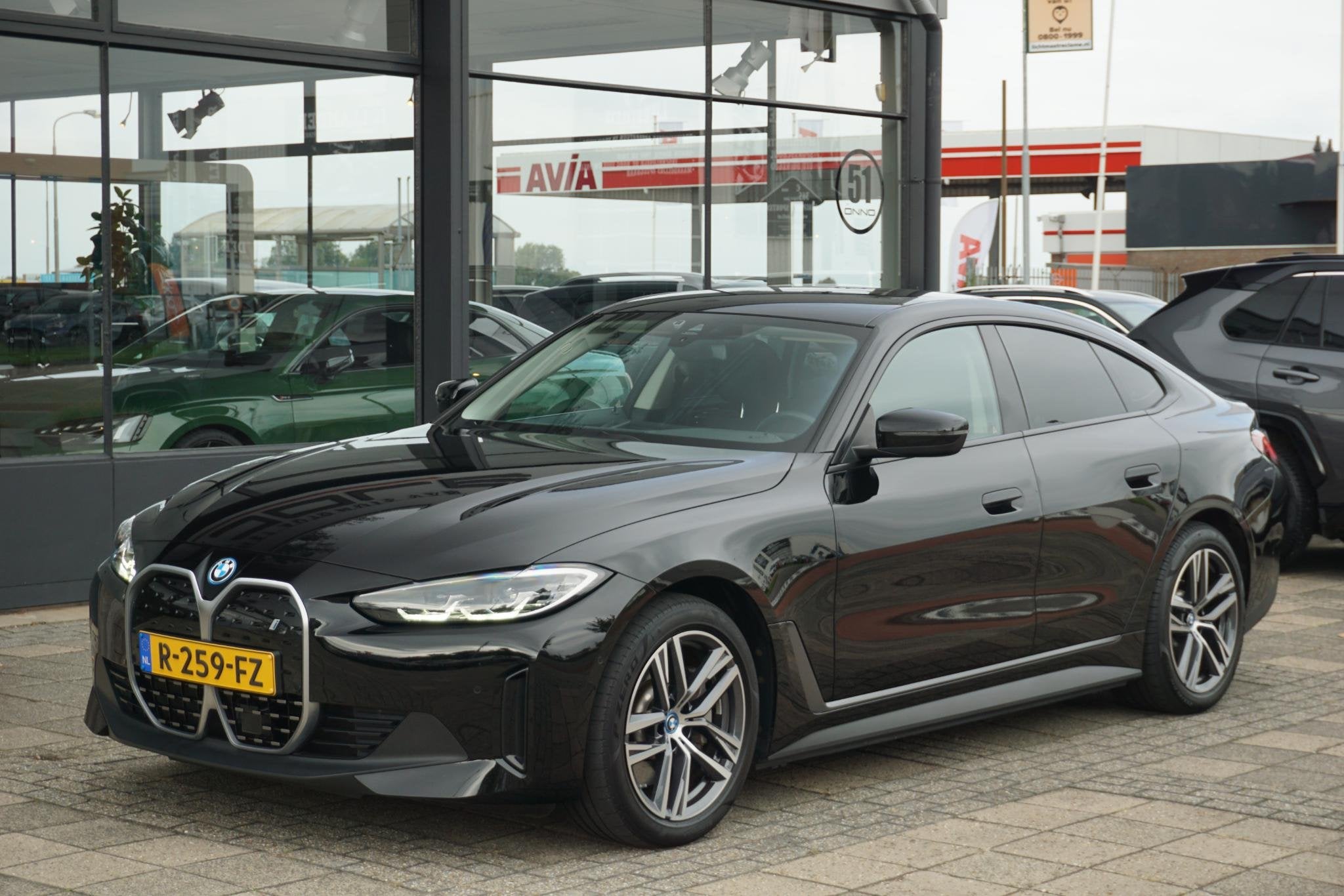 BMW i4 eDrive40 84 kWh | 94% Soh | ACC | HIFI, Auto's, Achterwielaandrijving, Met garantie (alle), Origineel Nederlands, 2025 kg