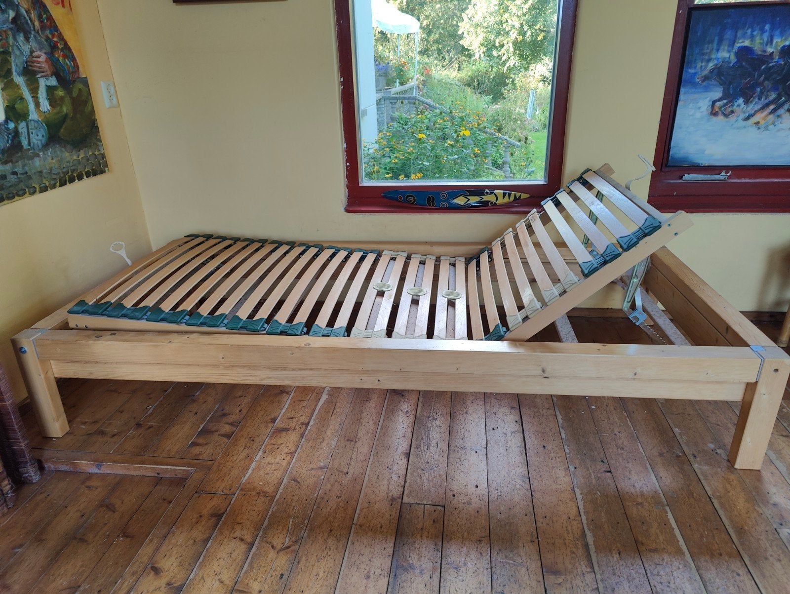 Stevig houten bed met verstelbare lattenbodem, Ophalen, 90 cm, Eenpersoons, 210 cm