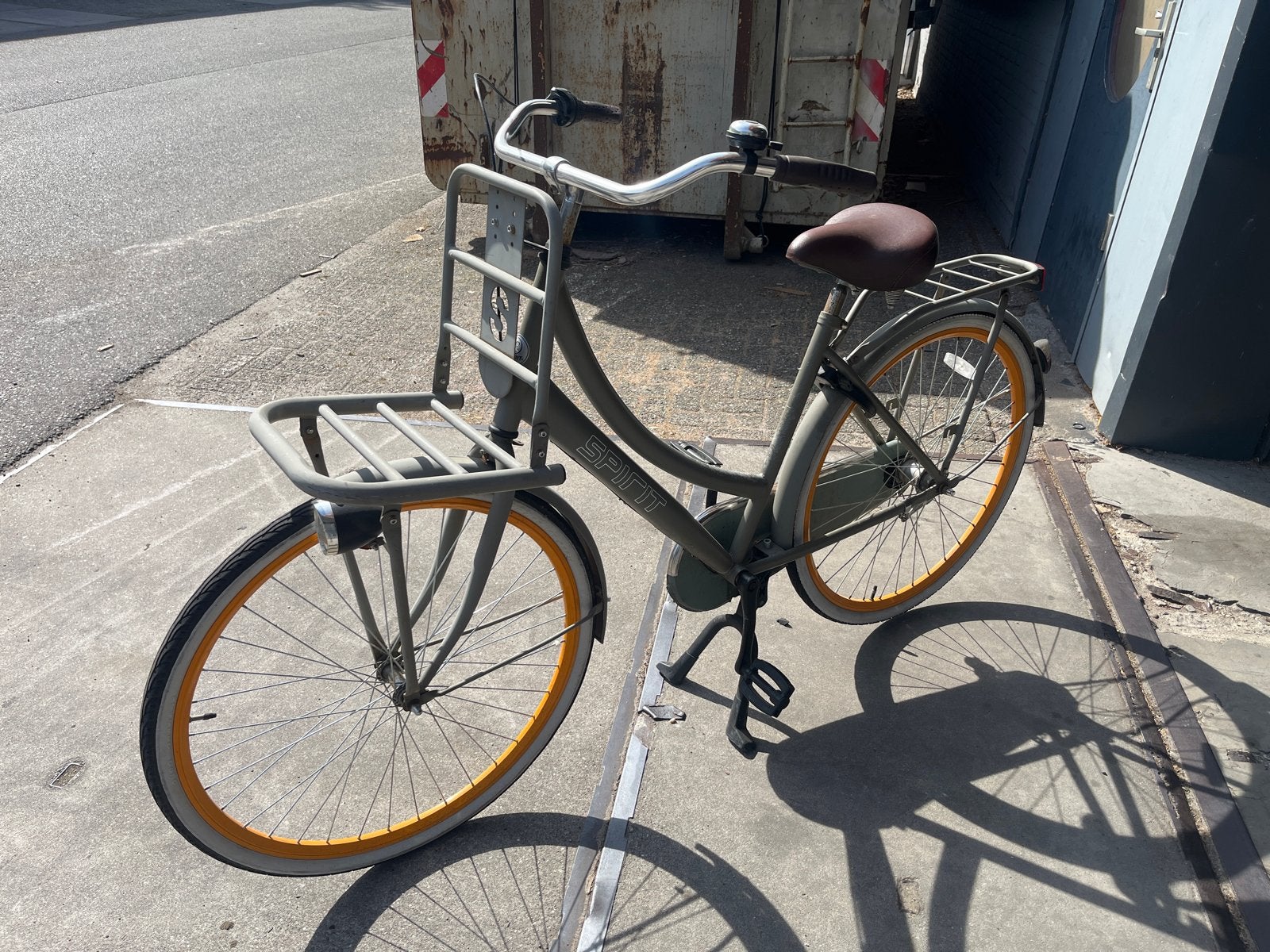 Gebruikte Spirit fiets met voordrager, Fietsen en Brommers, Fietsen | Dames | Damesfietsen, Velgrem, 50 tot 53 cm, Ophalen, Overige merken