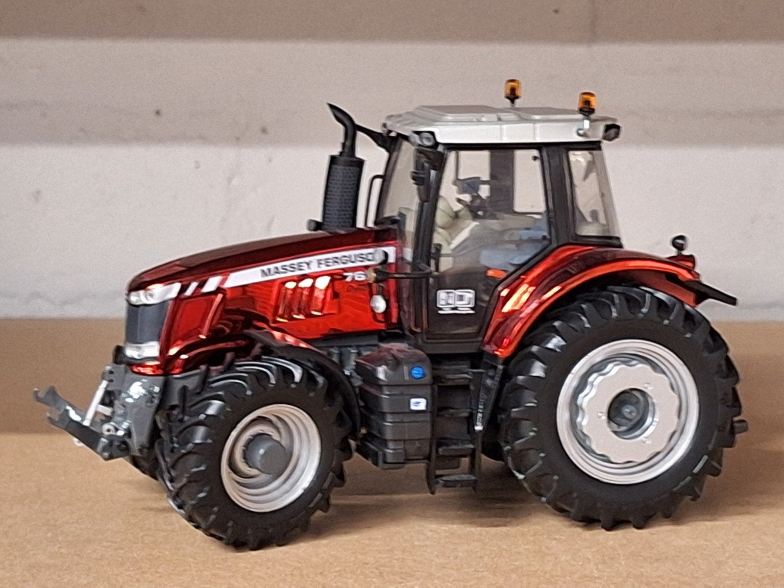 Massey Ferguson 7626 Dyna 6 Metallic Red, Tractor of Landbouw, Ophalen of Verzenden, Zo goed als nieuw, UH
