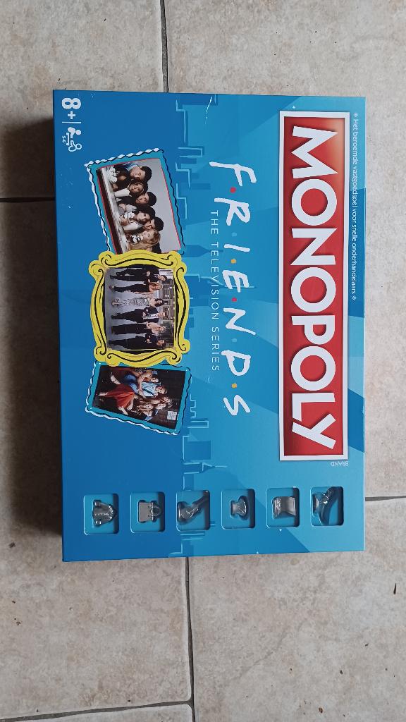 Monopoly friends edition, Vijf spelers of meer, Ophalen, Zo goed als nieuw, Hasbro