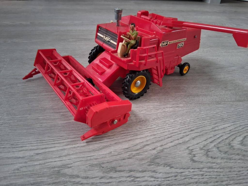 Britains, Vintage Massey Ferguson 760 Maaidorser, Ophalen of Verzenden, Gebruikt