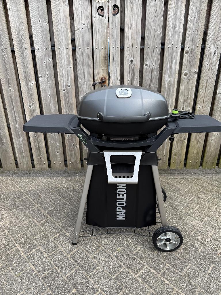 Napoleon TravelQ PRO285E elektrische BBQ + onderstel, Ophalen, Zo goed als nieuw, Napoleon
