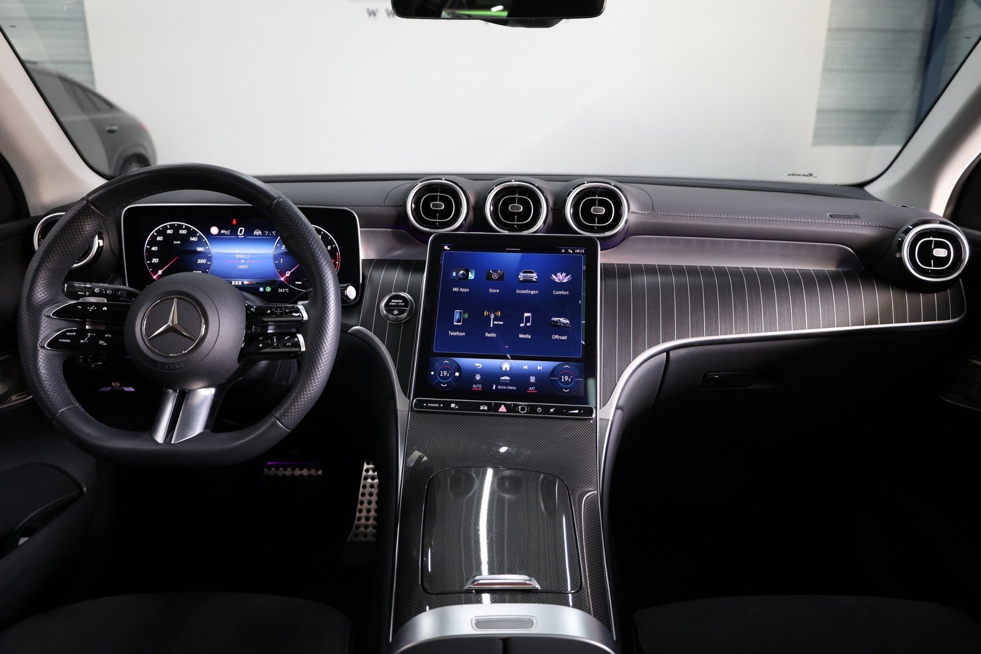 Mercedes-Benz GLC-klasse 300e 4MATIC AMG Line HIGHBEAM/VIRTU, Automaat, Dealer onderhouden, Automatische klimaatregeling, Hybride Elektrisch/Benzine