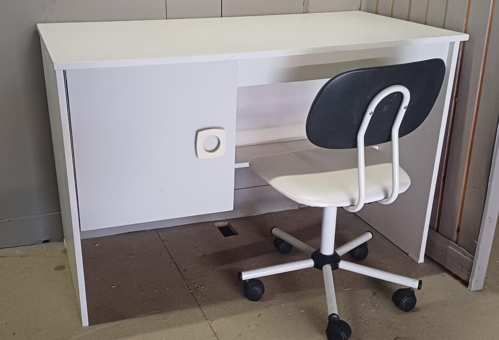 Bureau wit + bureaustoel buro 110cm kastje zeer netjes, Ophalen, Zo goed als nieuw