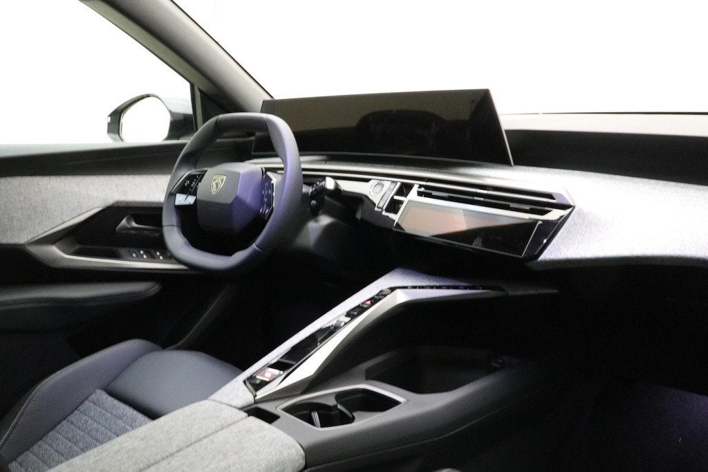 Peugeot 3008 1.2 Hybrid 145 Allure DEMO VOORDEEL € 6.000 |, 145 pk, Euro 6, 1199 cc, Automatische klimaatregeling