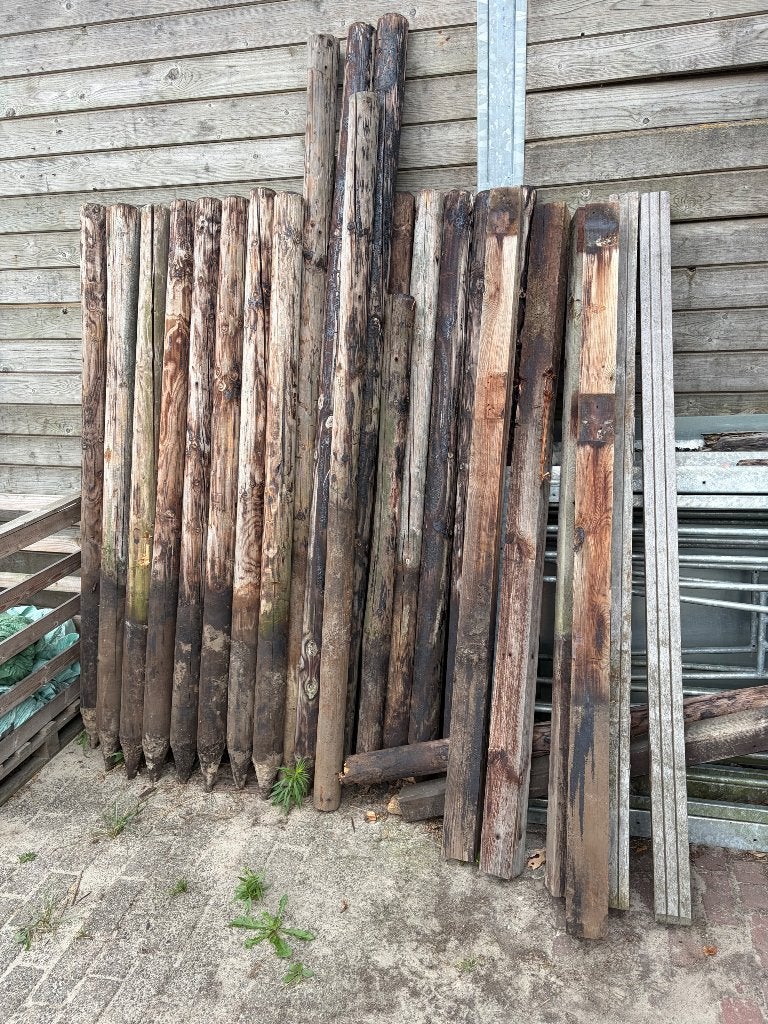 Weidepalen, 30 stuks, Tuin en Terras, Palen, Balken en Planken, Ophalen, Zo goed als nieuw, 180 tot 250 cm, Palen