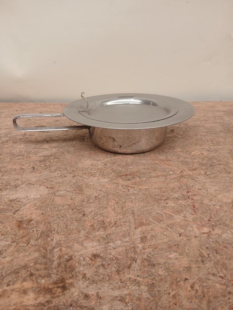 Bedpan, Ophalen
