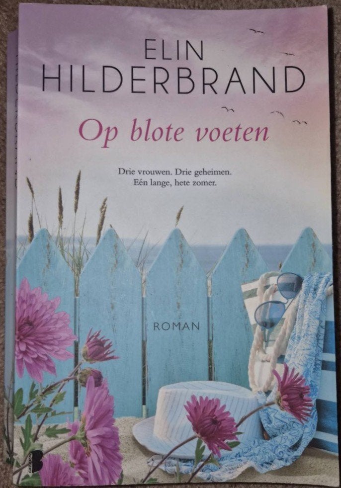 Boek Op blote voeten van Elin Hilderbrand, Ophalen of Verzenden, Gelezen, Elin Hilderbrand