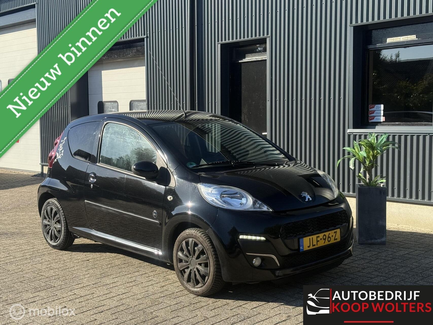 Peugeot 107 1.0-12V XS Airco 82.000KM LED, Auto's, Voorwielaandrijving, Euro 5, 4 stoelen, Bedrijf